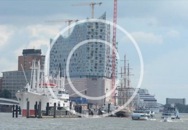 Bild #00013, Hamburg, Hafenbild mit Elbphilharmonie, Foto Preikschat